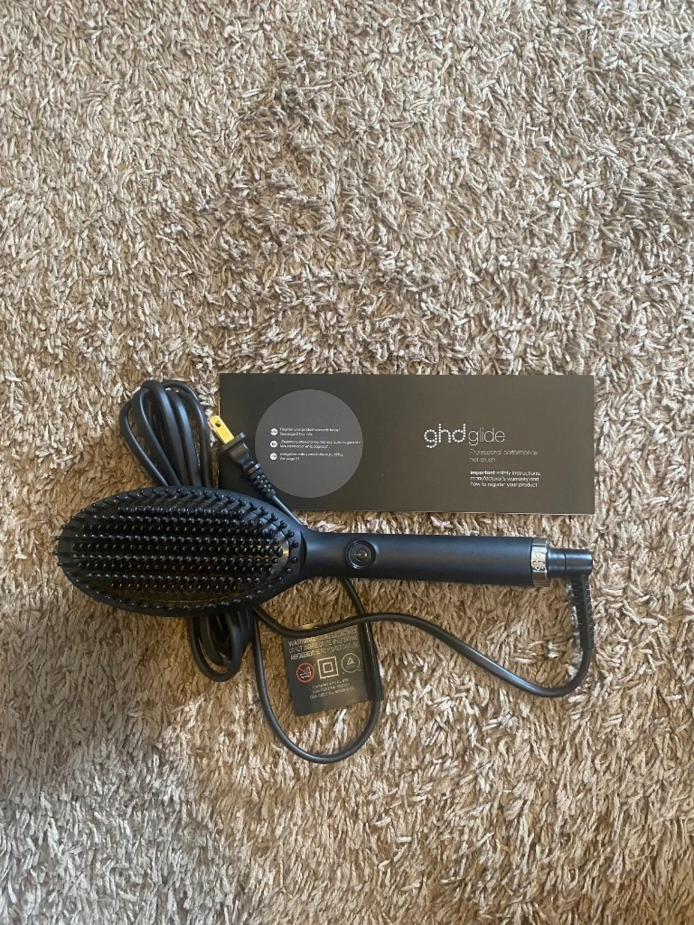 ghd glide smoothing hot brush